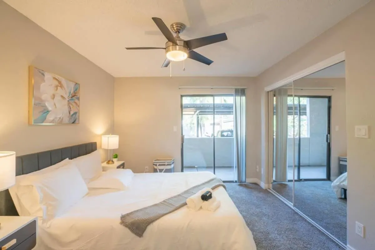 Appartamento Cozy 2Bd - Parking, Gym, Pool - Sleeps 8 - 5 Min Casino Scottsdale